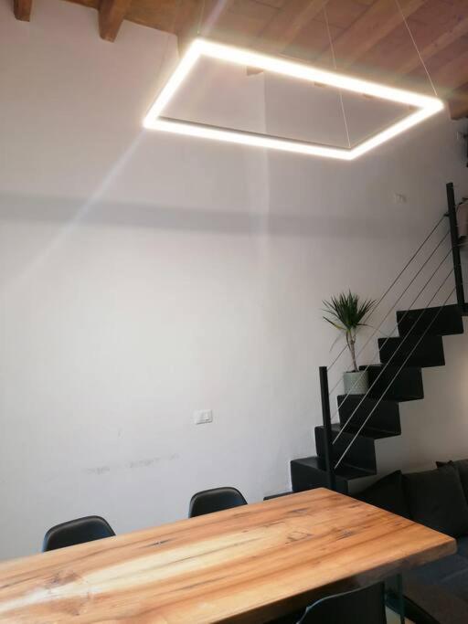 Bed And Bike - Bergamo Loft Apartment ภายนอก รูปภาพ